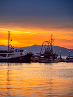 Sunset in aegina harbour 